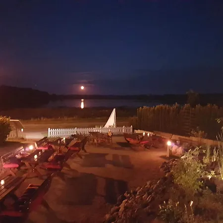 ホテル Am Fleesensee