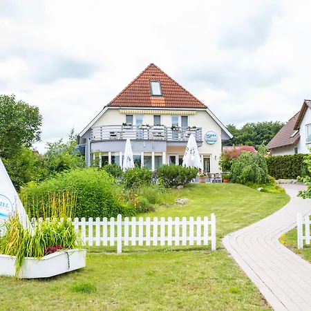 Am Fleesensee ホテル 3*