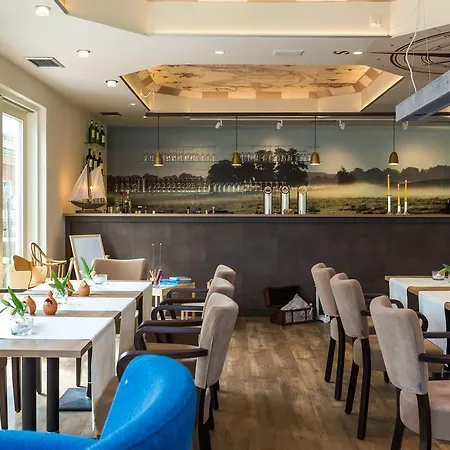 Am Fleesensee ホテル 3*