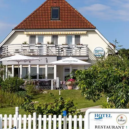 Am Fleesensee فندق مالتشو